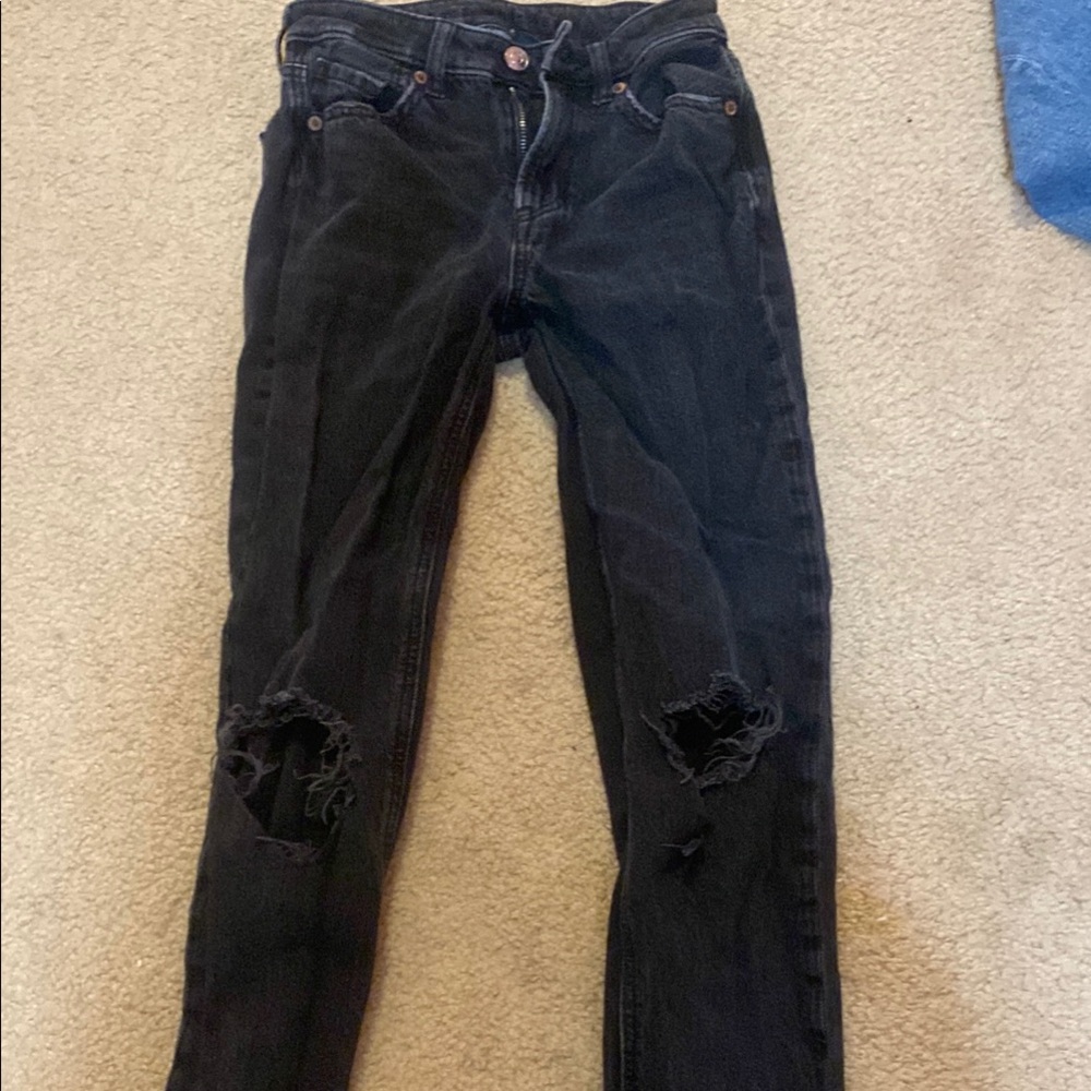 Stylish Black Distressed Women's Jeans